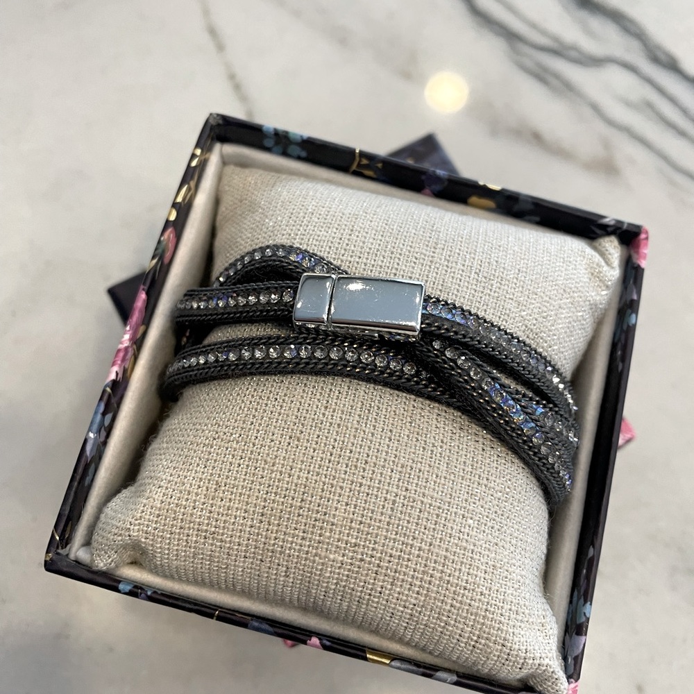 Gray Leather and Crystal wrap bracelet with silver magnetic closure